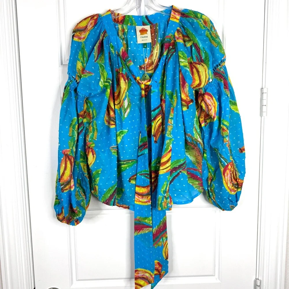 FARM RIO Banana Sky Blouse NEW Size XS Blue Tie Neck Swiss Dot 100% Cotton Top